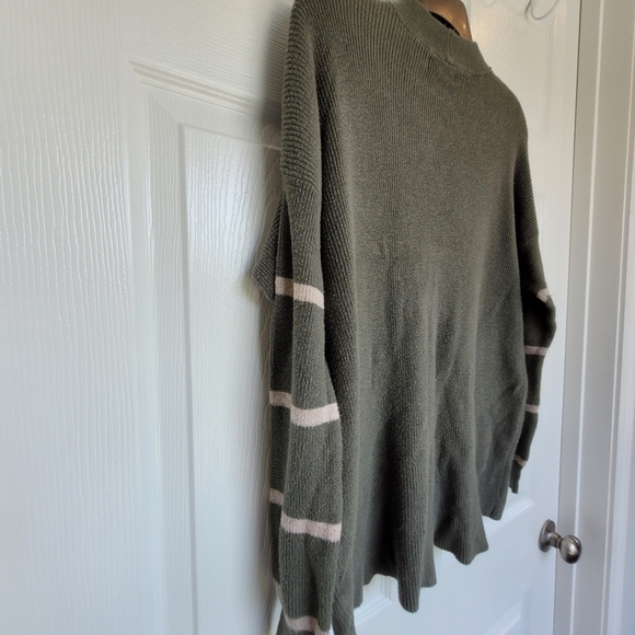 American Eagle Jegging Fit Sage Cream Pullover Sweater Small - Picture 4 of 14